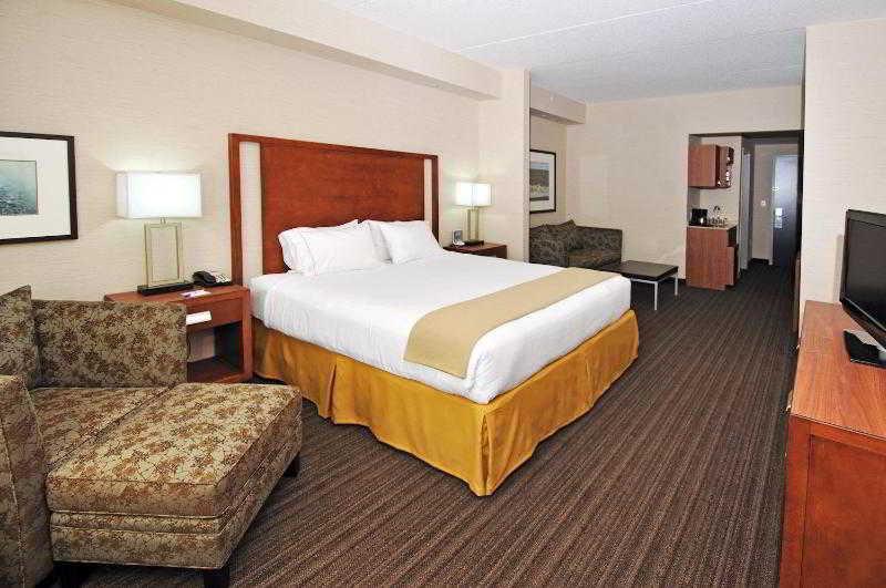 Holiday Inn Express & Suites Vaughan-Southwest By Ihg Bagian luar foto