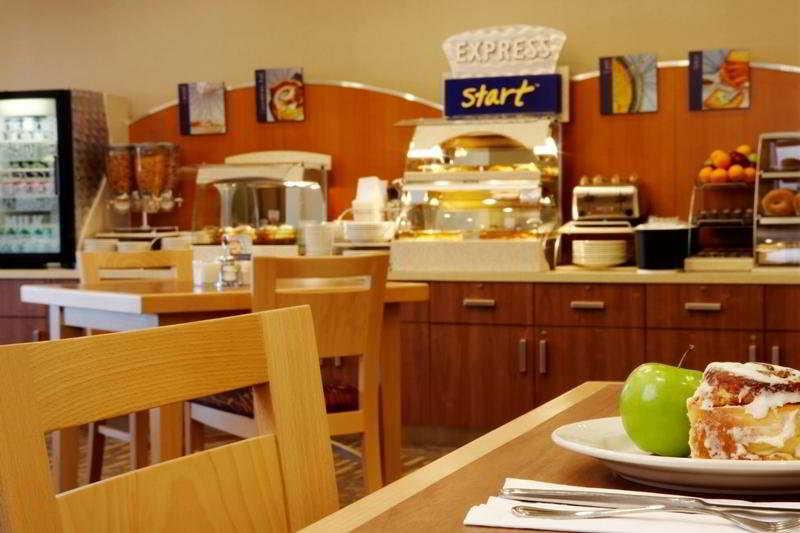 Holiday Inn Express & Suites Vaughan-Southwest By Ihg Restoran foto